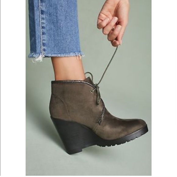 Anthropologie Vanessa Wu wedge booties Boots Size 10 Gray EU 41 - Picture 2 of 16